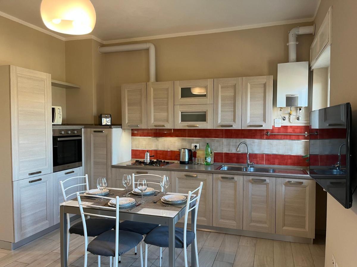 Garibaldi 46 Apartment Verbania Ngoại thất bức ảnh