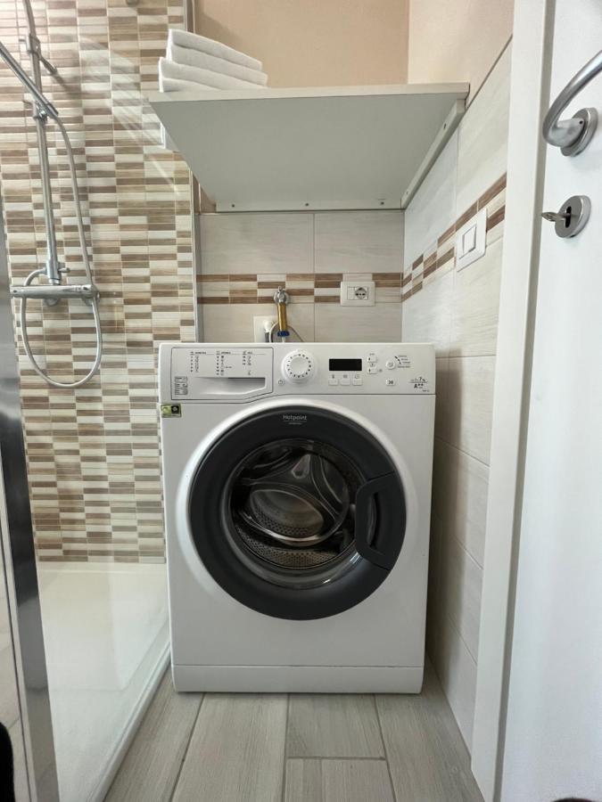 Garibaldi 46 Apartment Verbania Ngoại thất bức ảnh