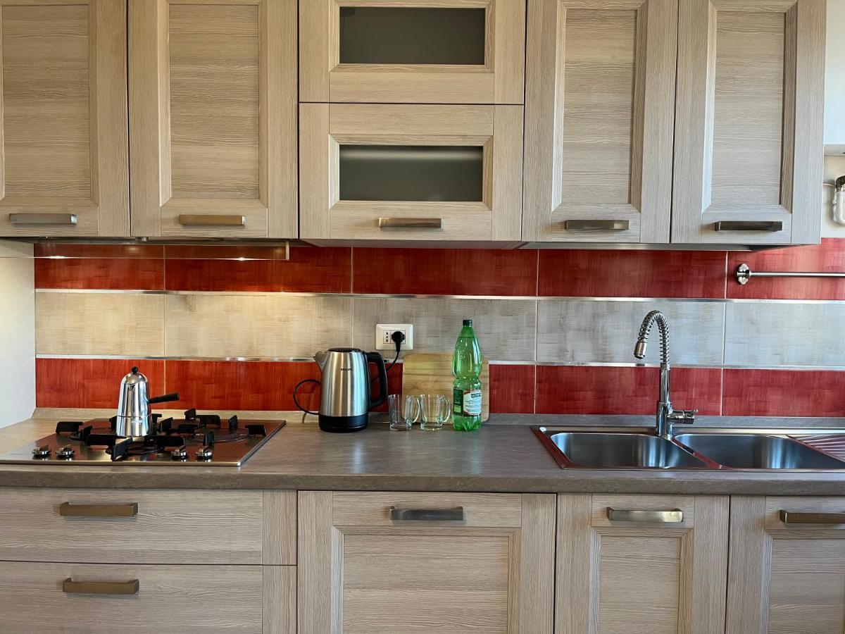 Garibaldi 46 Apartment Verbania Ngoại thất bức ảnh
